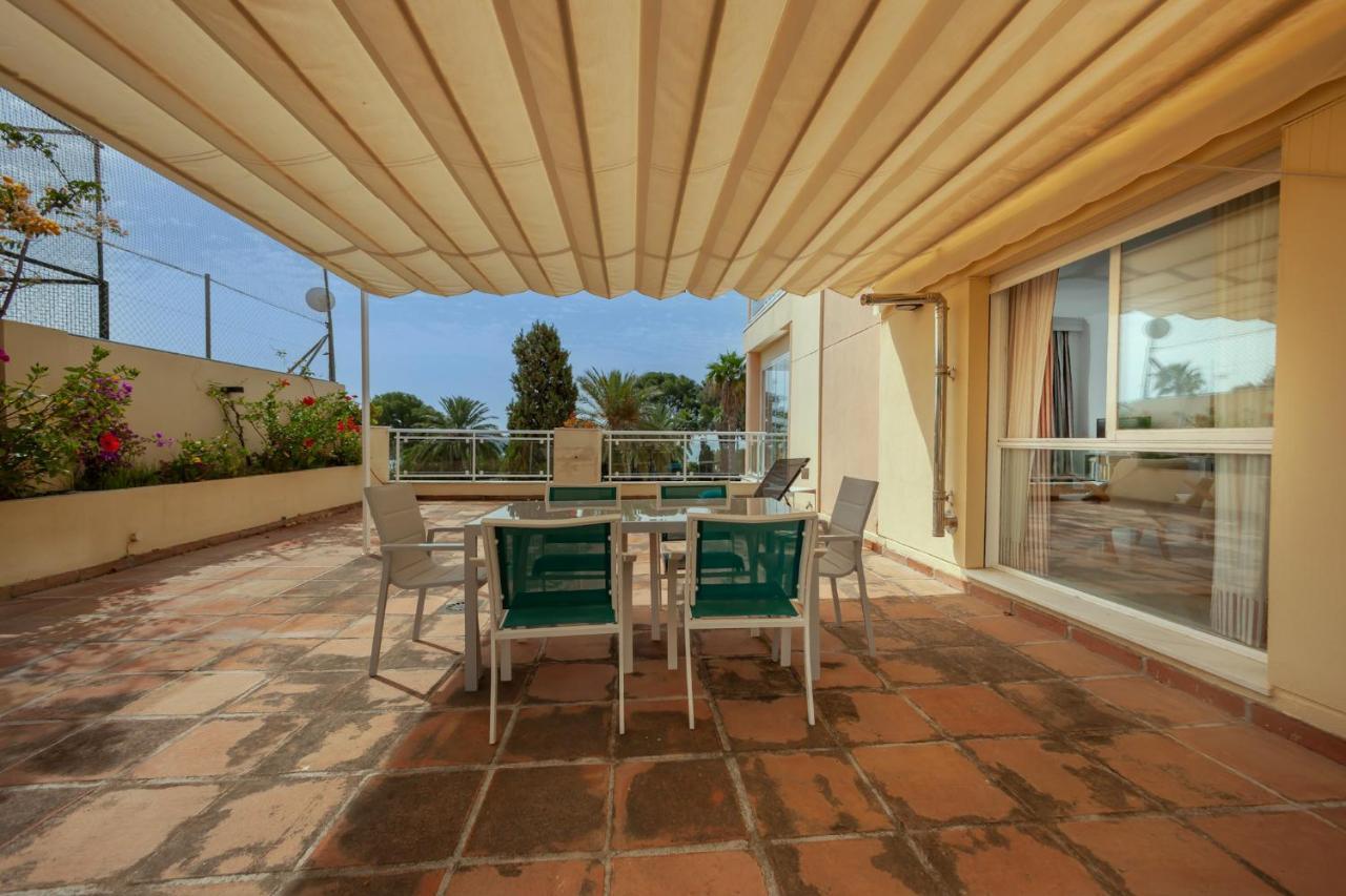Palmeras With Community Pool Appartement